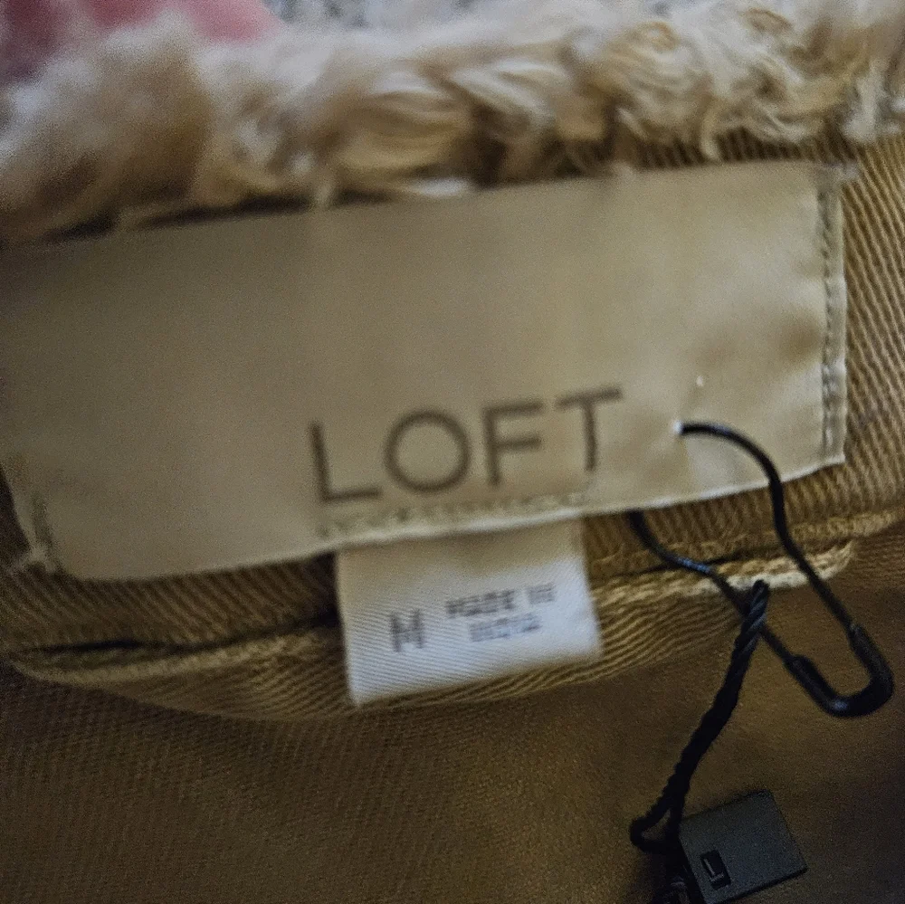Loft Jacket - Picture 3 of 3